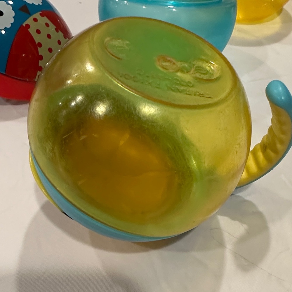 Bundle of Skip Hop Snack Cups - Picture 4 of 16
